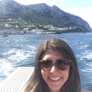 Meet your Posher, Rachel